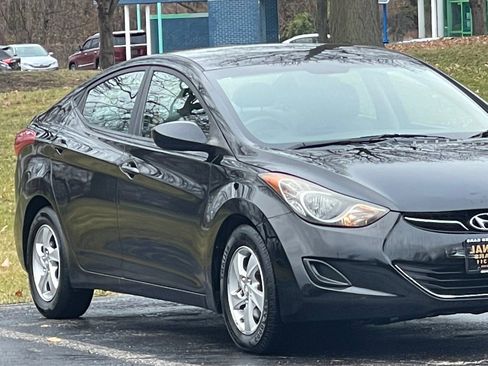 Used 2012 Hyundai Elantra GLS image 4