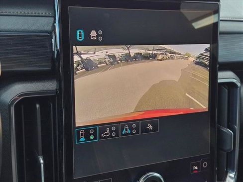 Used 2025 GMC Acadia AT4 AWD/4WD image 18