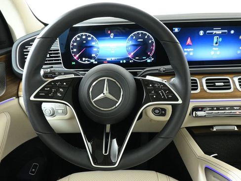 Certified 2026 Mercedes-Benz GLE 350 4MATIC image 18