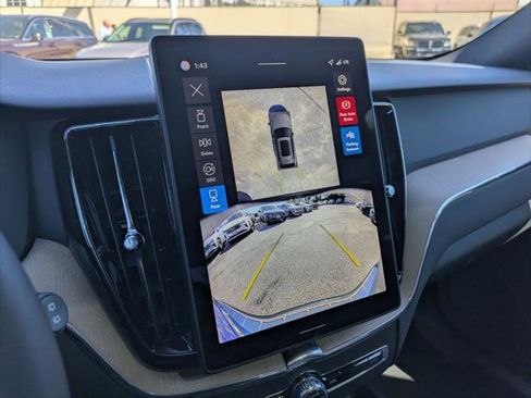 New 2026 Volvo XC60 B5 Plus w/ Protection Package Premier image 10