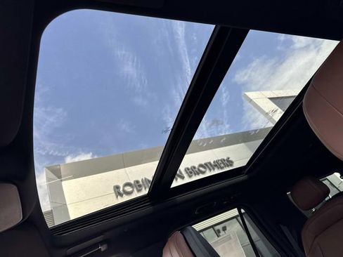 New 2026 Lincoln Navigator L Reserve image 22