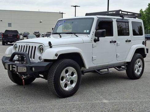 Used 2015 Jeep Wrangler Unlimited Sahara w/ Dual Top Group AWD/4WD image 5