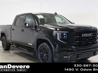 Used 2024 GMC Sierra 1500 Elevation w/ Elevation Premium Package