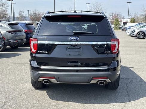 Used 2018 Ford Explorer Limited w/ Equipment Group 301A image 3