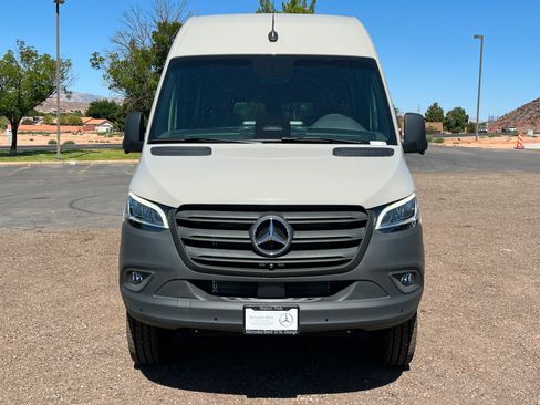 New 2026 Mercedes-Benz Sprinter 2500 image 8