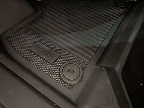 Used 2024 GMC Acadia Denali w/ LPO, Floor Liner Package image 33