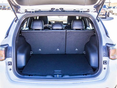 New 2026 Jeep Compass Latitude image 11