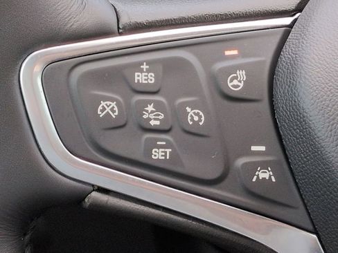 Used 2022 Chevrolet Equinox LT FWD image 25
