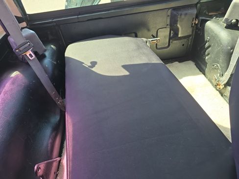 Used 2000 Jeep Wrangler SE image 15