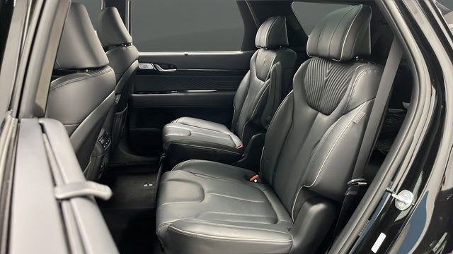 Used 2024 Hyundai Palisade Calligraphy AWD/4WD image 23