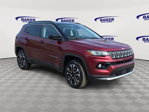 Used 2022 Jeep Compass Limited image 3