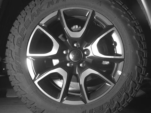 Used 2025 Jeep Compass Trailhawk image 15