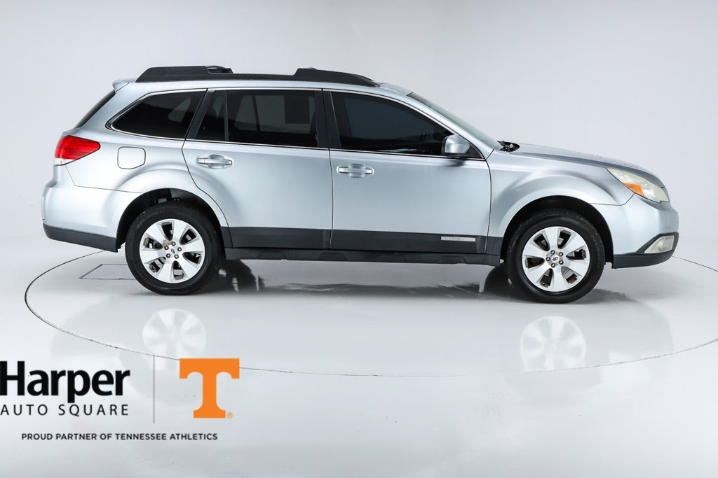 Used 2012 Subaru Outback 2.5i Limited w/ Moonroof Pkg AWD/4WD image 10