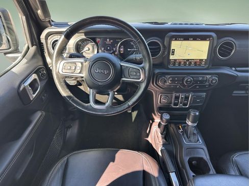Used 2021 Jeep Wrangler Unlimited Sahara w/ Cold Weather Group AWD/4WD image 11