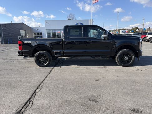 New 2026 Ford F350 Lariat w/ Black Appearance Package AWD/4WD image 2
