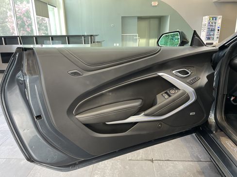 Used 2023 Chevrolet Camaro SS RWD image 16