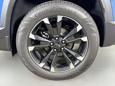 New 2026 Chevrolet Equinox RS w/ Convenience Package III FWD image 31