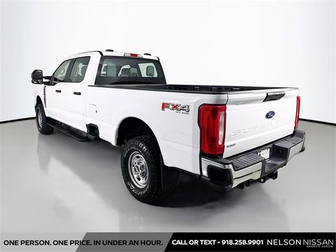 Used 2024 Ford F250 XL w/ XL Off-Road Package image 7