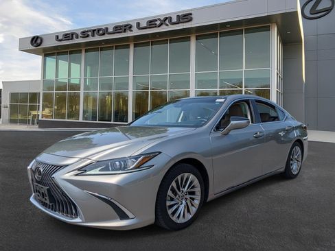 Used 2019 Lexus ES 350 w/ Accessory Package FWD image 7