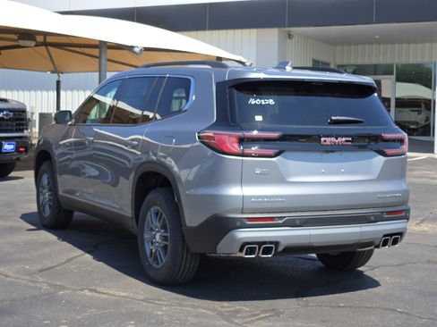 New 2026 GMC Acadia Elevation FWD image 3