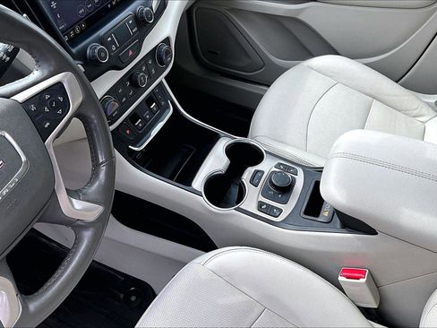 Used 2020 GMC Terrain Denali w/ Denali Premium Package image 15