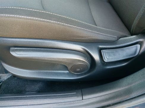 Used 2023 Kia Forte LXS image 32