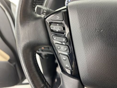 Used 2023 Nissan Armada SL image 22