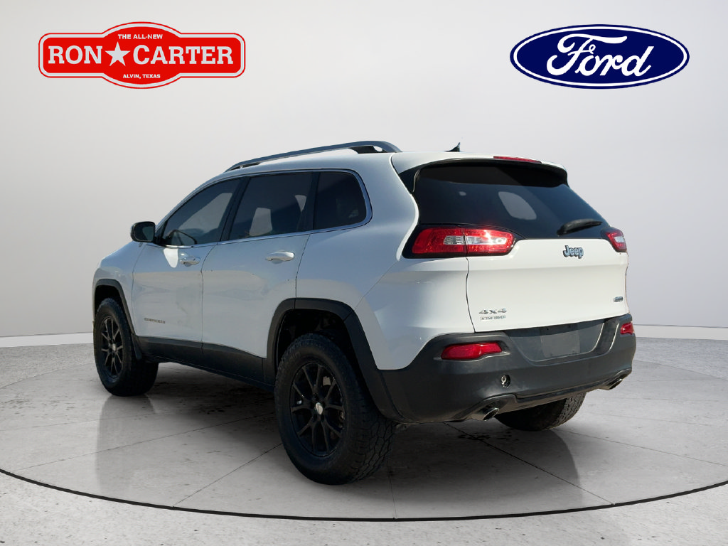 Used 2014 Jeep Cherokee Latitude AWD/4WD image 4