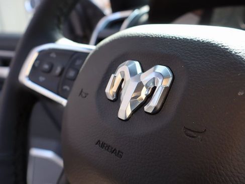 Used 2025 RAM 2500 Laramie image 31