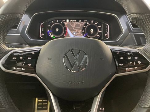 Used 2023 Volkswagen Tiguan SEL R-Line image 20