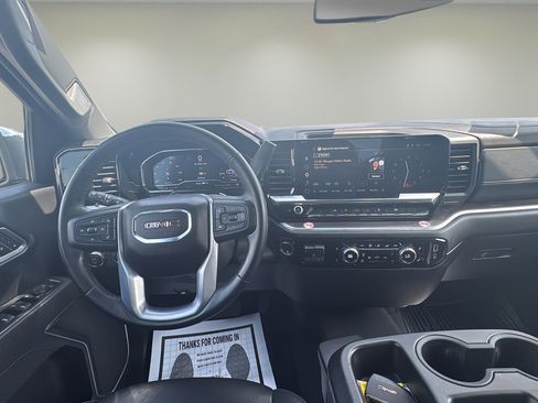 Used 2025 GMC Sierra 1500 SLT AWD/4WD image 10