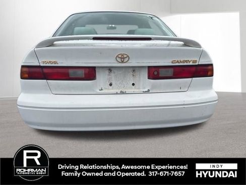 Used 1997 Toyota Camry LE image 4