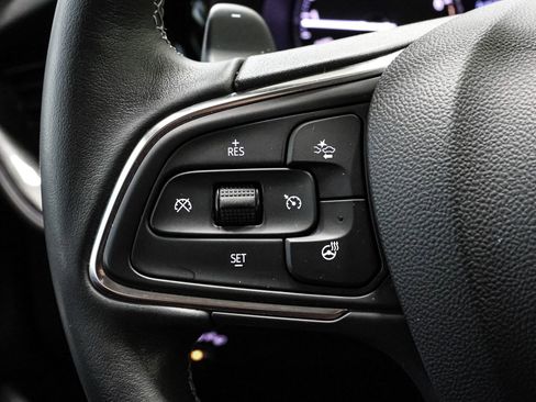 Certified 2023 Buick Envision Essence image 33