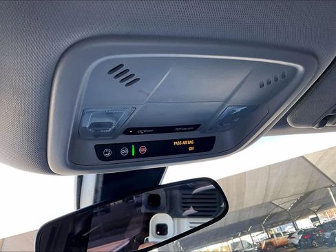 Used 2020 Chevrolet Malibu LS image 28