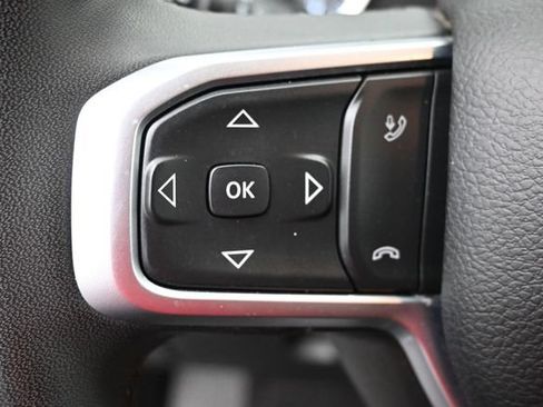 Used 2025 RAM 1500 Big Horn AWD/4WD image 9