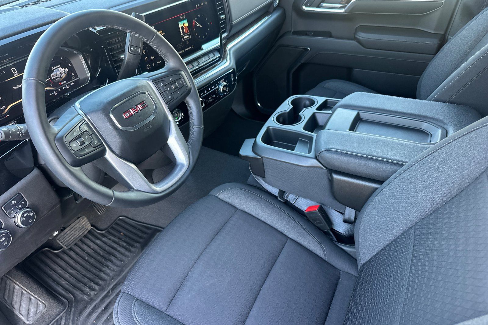 Used 2024 GMC Sierra 1500 SLE AWD/4WD image 10