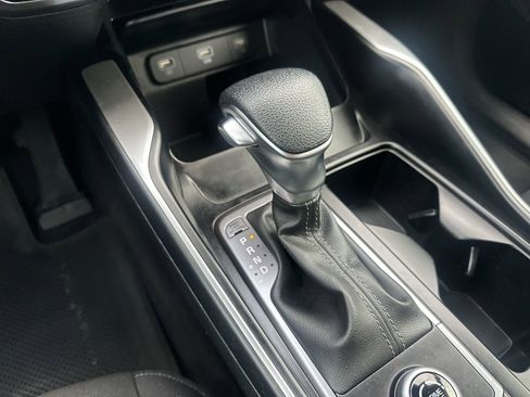 Used 2023 Kia Sorento LX image 30