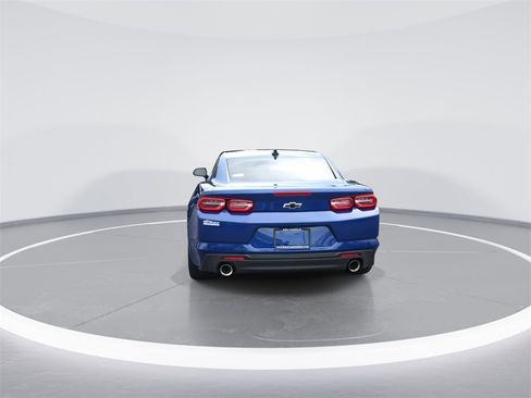 Used 2021 Chevrolet Camaro LT image 7