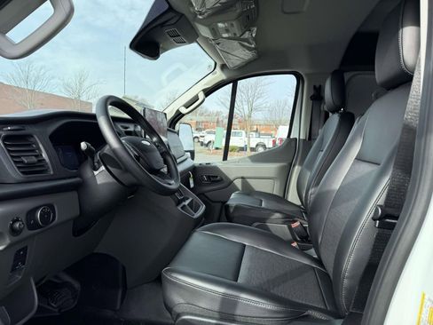New 2026 Ford Transit 250 Low Roof w/ Load Area Protection Package RWD image 10