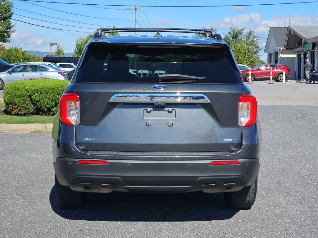 Used 2020 Ford Explorer XLT AWD/4WD image 14