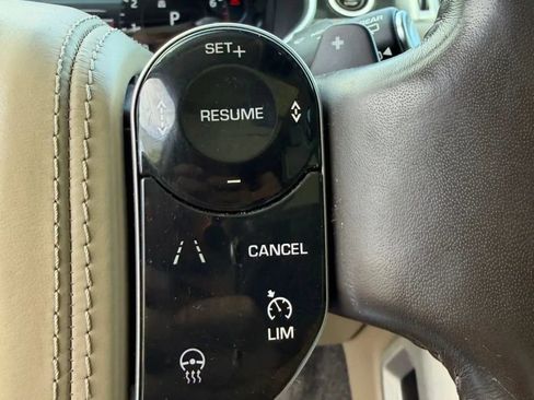 Used 2018 Land Rover Range Rover Supercharged AWD/4WD image 23