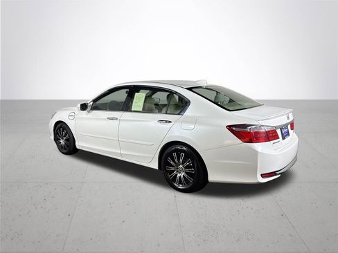 Used 2014 Honda Accord Plug-In Sedan image 8