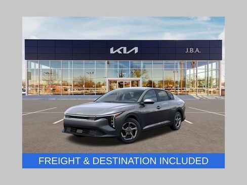 New 2026 Kia K4 LXS image 1