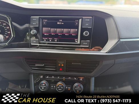 Used 2019 Volkswagen Jetta GLI FWD image 27