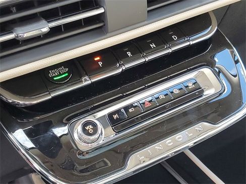 New 2026 Lincoln Corsair Reserve image 19