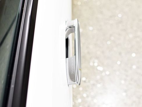 New 2026 Mercedes-Benz E 53 AMG e 4MATIC Sedan image 11