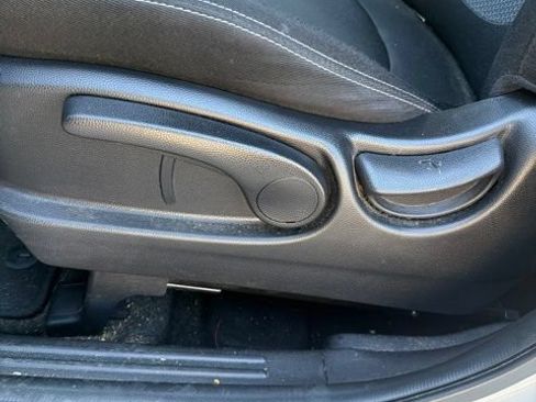 Used 2019 Kia Soul + FWD image 12