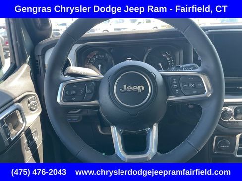 Certified 2025 Jeep Wrangler Unlimited Sahara AWD/4WD image 54