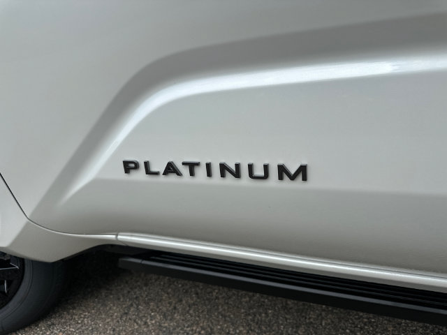 New 2026 Toyota 4Runner Platinum AWD/4WD image 15