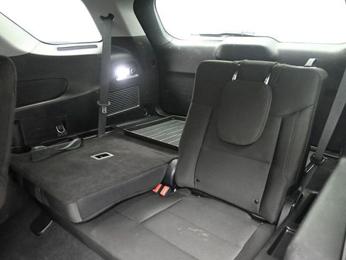 Used 2020 Ford Explorer XLT w/ Comfort Package image 26